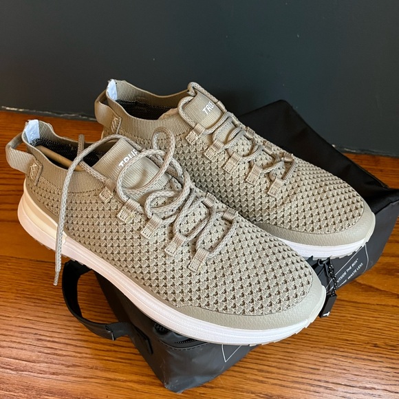 TRUE Linkswear Lux Sport spikeless golf shoes Sz.9 - Picture 2 of 7